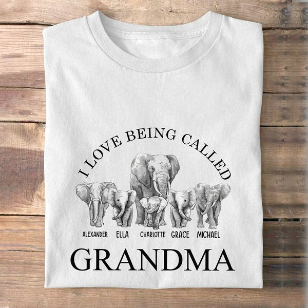 Oma Elefant - Geschenk für Oma - Personalisiertes Shirt